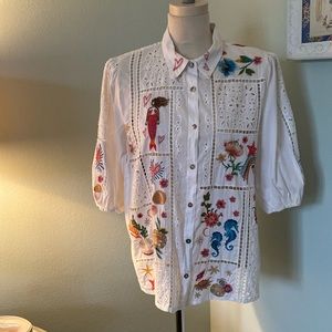 Johnny Was white embroidered Mermaid Beach themed blouse size Small.